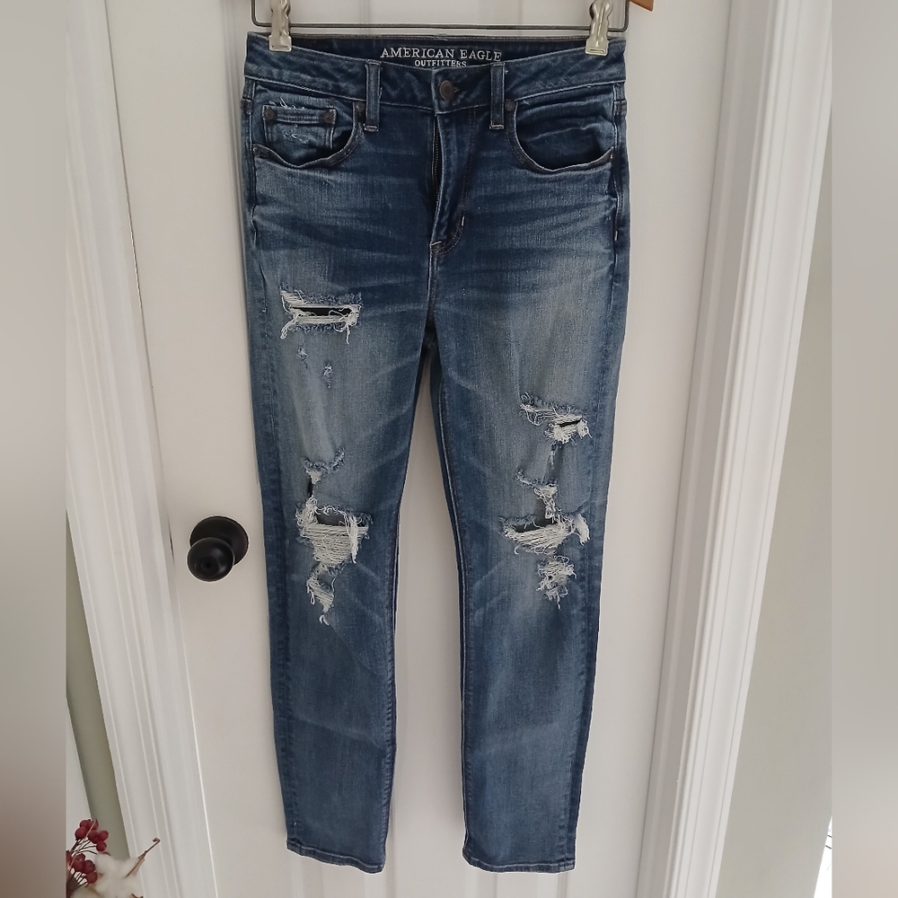 American Eagle Hi-Rise Slim Size 2 Distressed Jeans